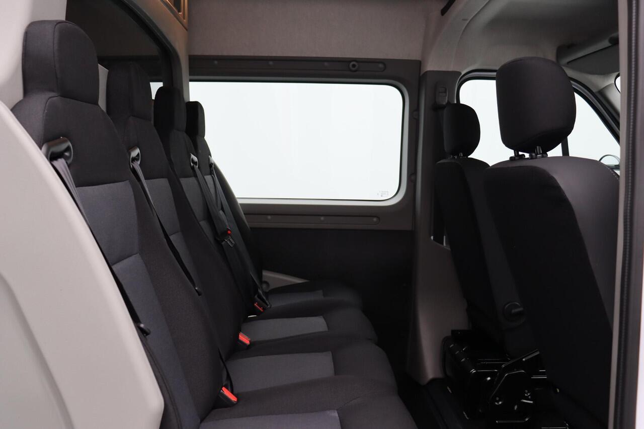 Renault MASTER T35 2.3 dCi 135 L3H2 DC Comfort | 6 persoons | Trekhaak | laadruimte betimmering | Achteruitrijcamera | Airco | Direct rijden |