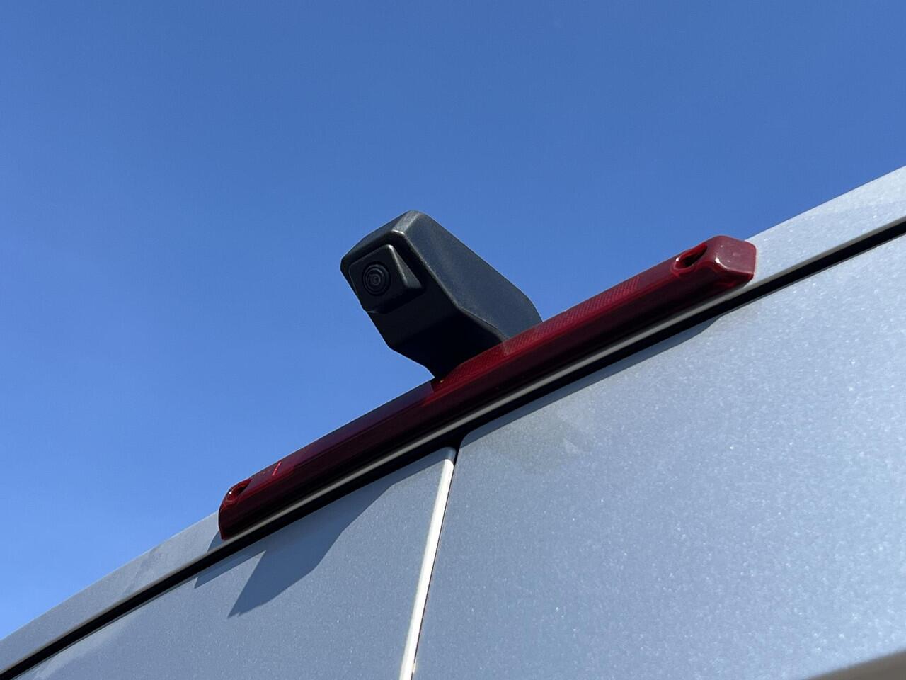 Renault MASTER L2H2 T35 2.0 dCi 130 Advance | 2x schuifdeur | Navigatie | Achteruitrijcamera | Bedrijfswageninrchting | All season banden | Van: ¤ 42.215,- nu rijklaar voor: ¤ 37.293,-