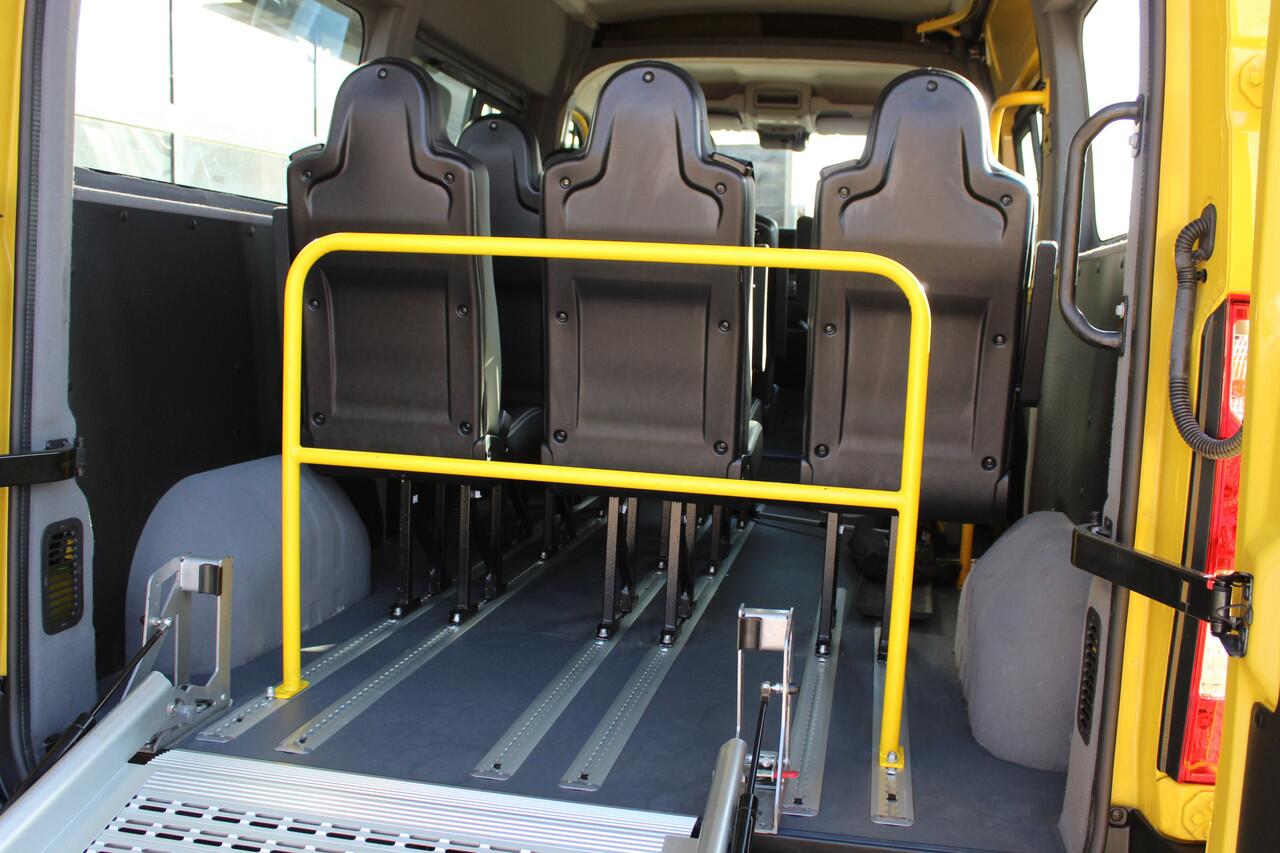 Renault MASTER Rolstoelvervoer | PERSONENLIFT | AIRCO | SCHUIFDEUR | NAVIGATIE | DAB-RADIO | CAMERA | PDC |