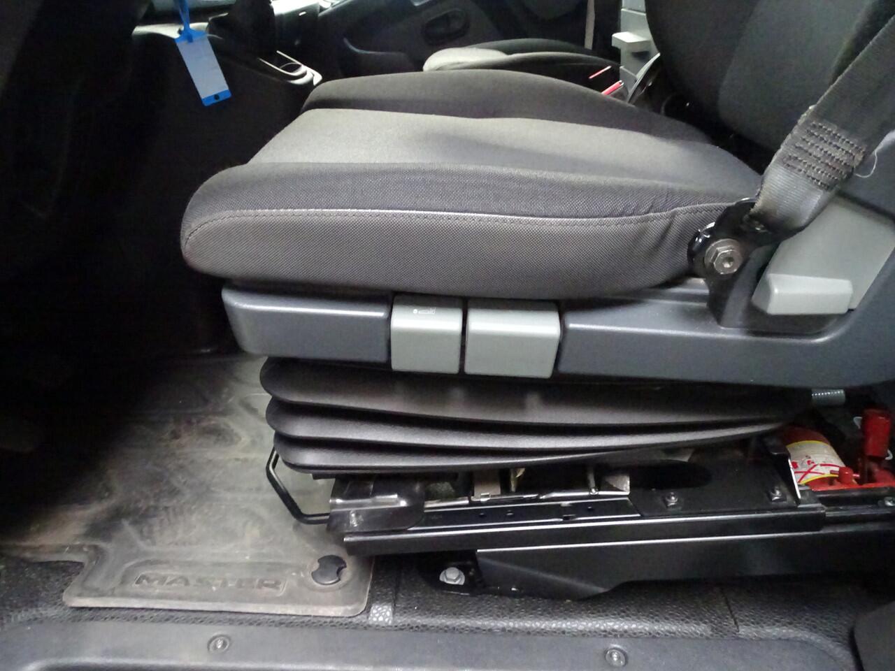 Renault MASTER T35 2.3 dCi 135 L2H2