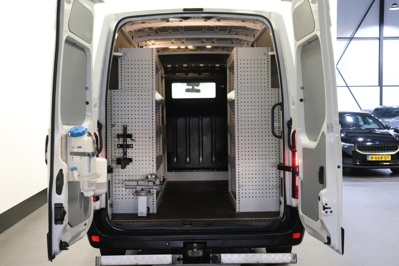 Renault MASTER 2.3 dCi 135PK L2H2 EURO 6 - Airco - Cruise - Camera - ¤ 14.900,- Excl.