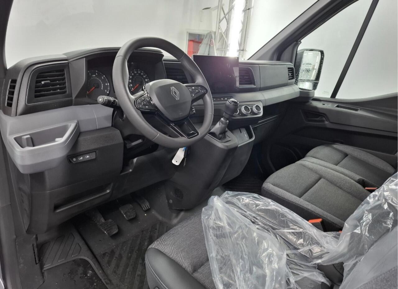 Renault MASTER T35 2.0 dCi 130 L2H2 Advance Camera / Laadruimte betimmering / Trekhaak / All season