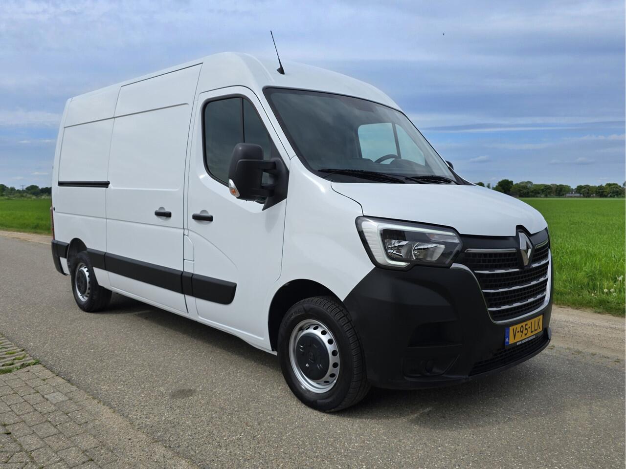 Renault MASTER T33 2.3 dCi 135 L2 H2 - 135 Pk - Euro 6 - Airco - Cruise Control