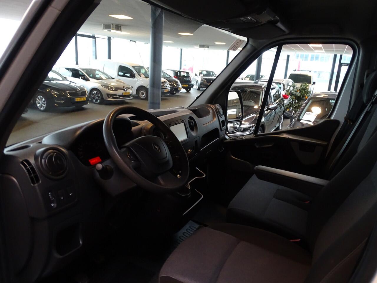 Renault MASTER T35 2.3 dCi L2H2 Energy