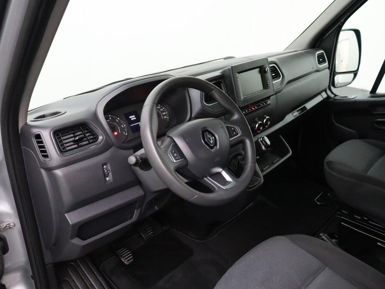 Renault MASTER 2.3 dCi 180PK L2H2 Dubbele Cabine | 2xSchuifdeur | Navigatie | Camera | Trekhaak | Airco | Cruise