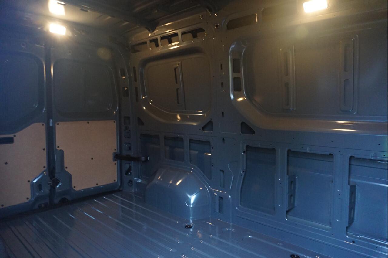 Renault MASTER T35 2.0 150PK Extra L2H2 BPM VRIJ!! 10" R-Link Navi, Camera, Cruise!! NR. 883