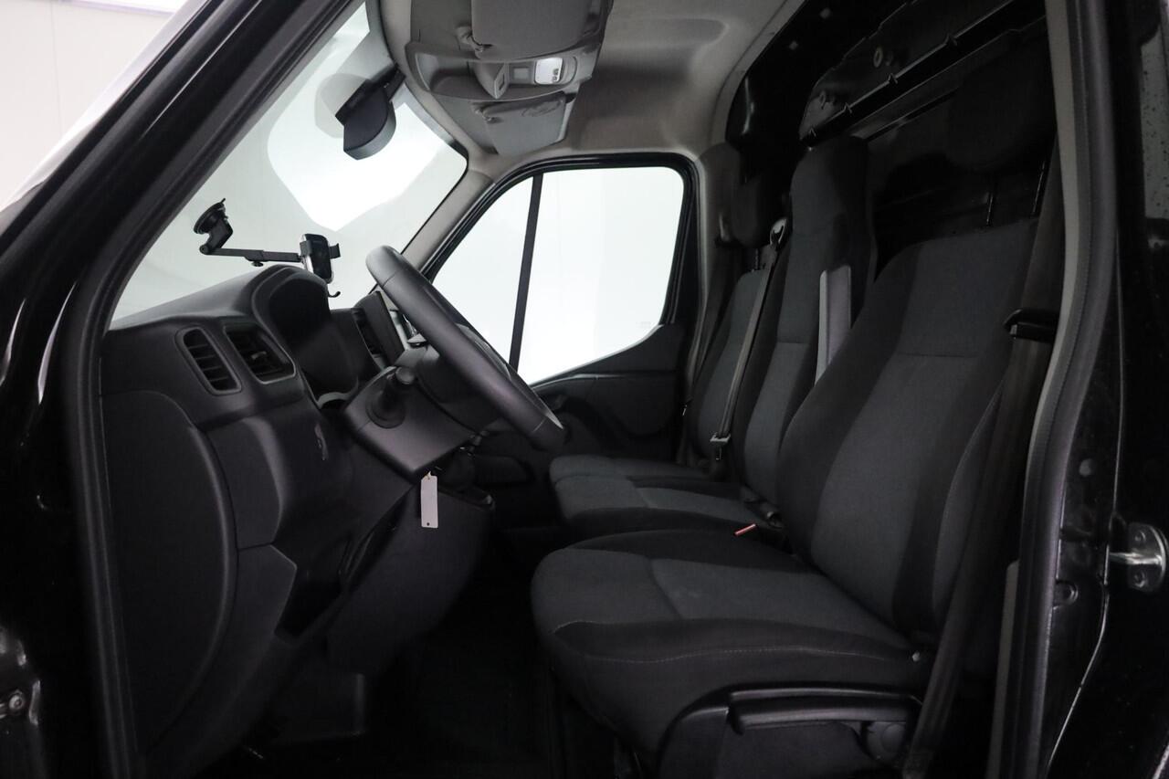 Renault MASTER T33 2.3 dCi 135 L2H2 Work Edition