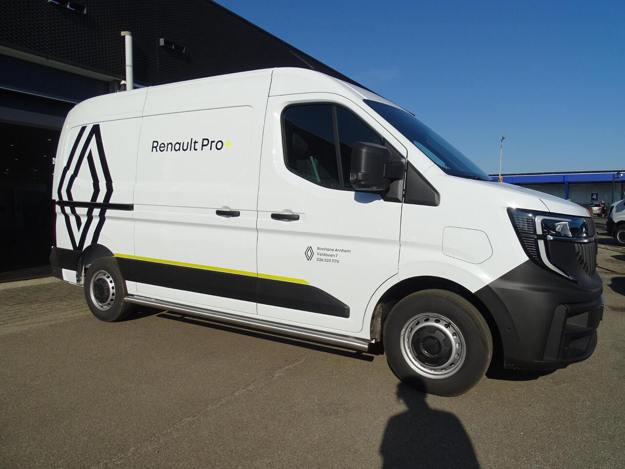 Renault MASTER E-Tech T35 L2H2 Advance long range 87 kWh PACK PARKING / PACK NAVIGATIE / VERWARMBARE VOORRUIT