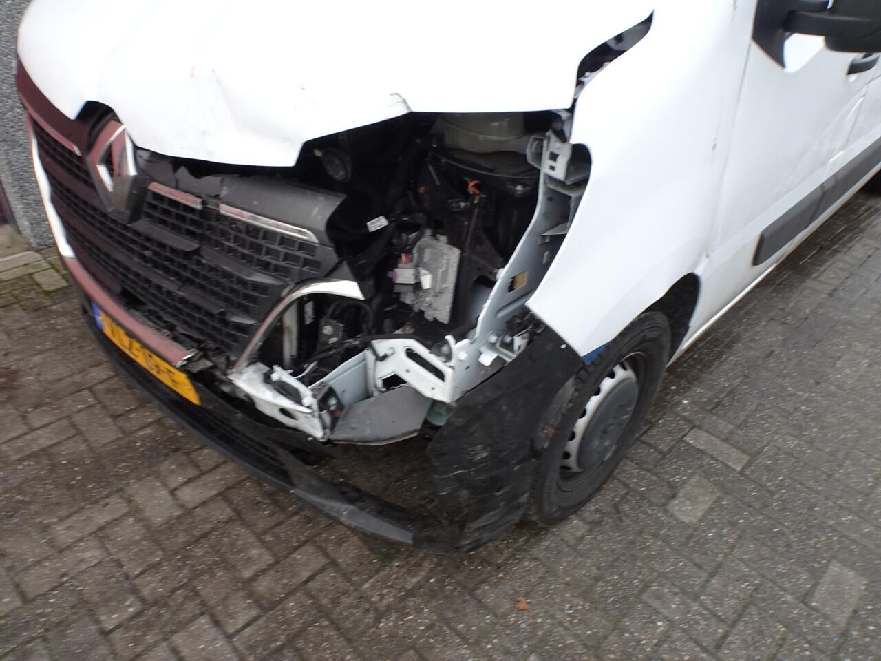 Renault MASTER T35 2.3 dCi 135 L2H2 Comfort 117276 km ! met inrichting