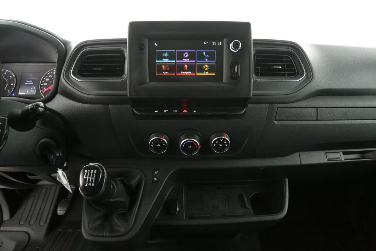 Renault MASTER T35 2.3 dCi 180PK L2H2 | Airco | Camera | Cruise | 3 Zits | Trekh. | Navi | Carplay | Parkeersens.
