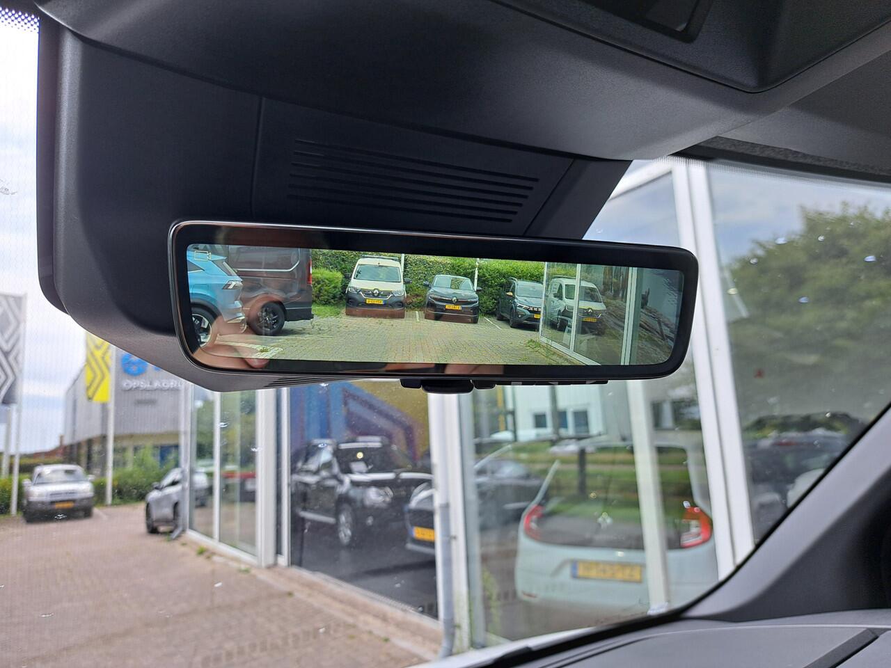 Renault MASTER E-Tech T35 L2H2 Extra long range 87 kWh | 22kW AC en 130kW DC laden | Navigatie | Camera | NIEUW UIT VOORRAAD LEVERBAAR |