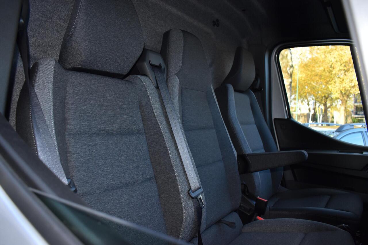 Renault MASTER T35 2.0 dCi 130 L2H2 Advance | BPM VRIJ | TREKHAAK | CLIMATE CONTROL | DRAADLOZE TELEFOONLADER | PDC | SNEL RIJDEN