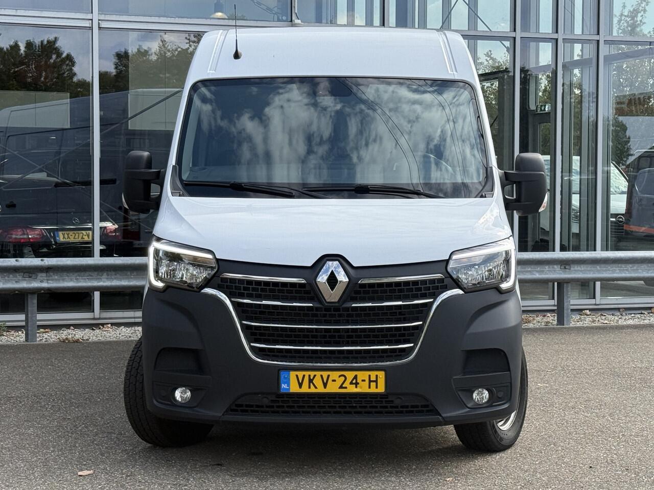 Renault MASTER T35 2.3 dCi 135 L2H2 | Trekhaak | Navi | Carplay | Cruisec. | LED