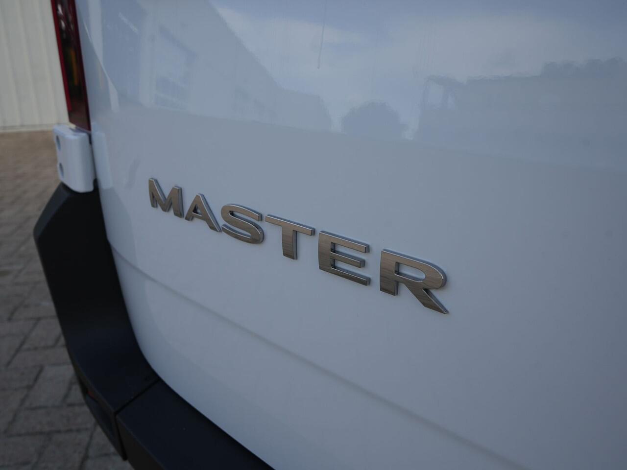 Renault MASTER T35 2.0 dCi 130 L2H2 Advance - Occasion Lease vanaf ¤584 p/m - VOORRAADVOORDEEL - All Seasonbanden - Achteruitrijcamera - Cruise Control - Apple Carplay/Android Auto