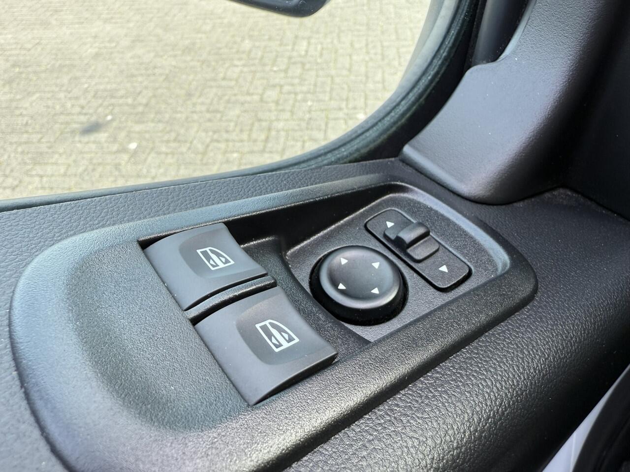 Renault MASTER KOELWAGEN T35 2.3 dCi 150 L3H2 Energy Comfort KOEL/VRIES 2 compartimenten