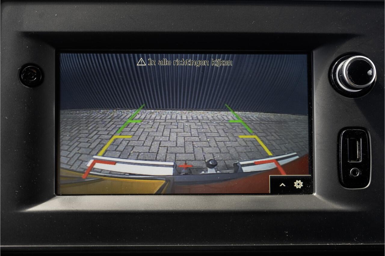 Renault MASTER T35 dCi | L2H2 | Camera | Navi | LED | 3-Zits | Airco | PDC | Euro 6