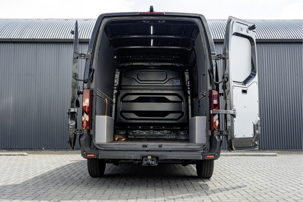 Renault MASTER E-Tech T35 L2H2 | Red Edition | 87 kWh | LED | Camera | CarPlay | Navi | Cruise | Airco | PDC