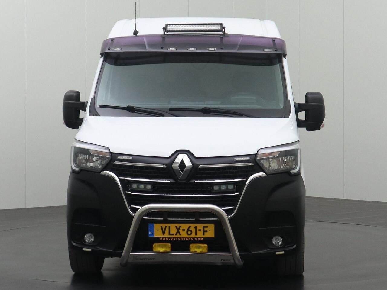 Renault MASTER 2.3DCi 150PK L3H2 Special Edition | Navigatie | Camera | 3-Persoons | Betimmering