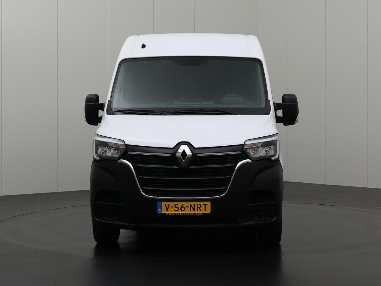Renault MASTER 2.3DCI 135PK L3H2 | Airco | Cruise | 3-Persoons | Betimmering