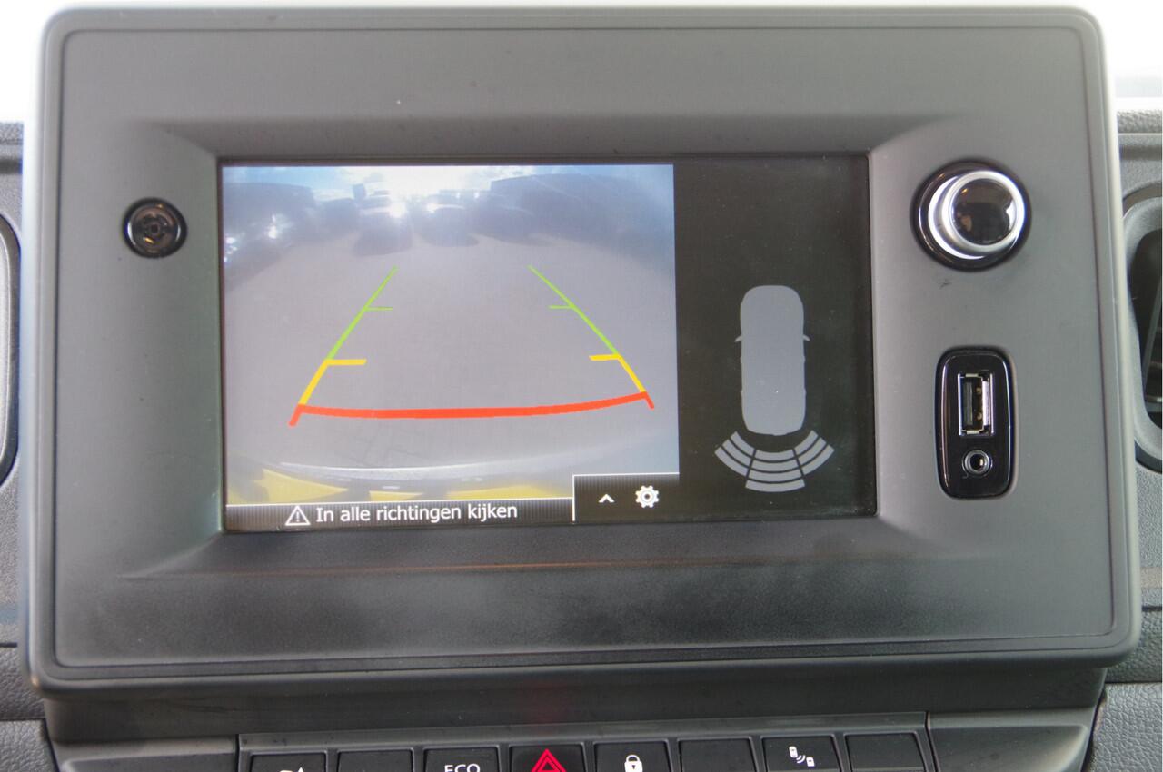 Renault MASTER T35 2.3 dCi L1H2 135PK, CAMERA, CRUISE, ZONNEKLEP LED, AIRCO, CARPLAY, PARKEERSENSOREN