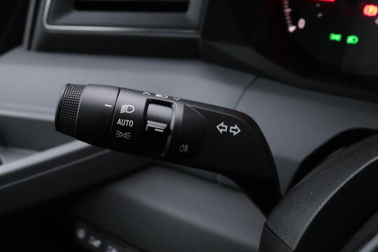 Renault MASTER T35 2.0 dCi 130 L2H2 Start