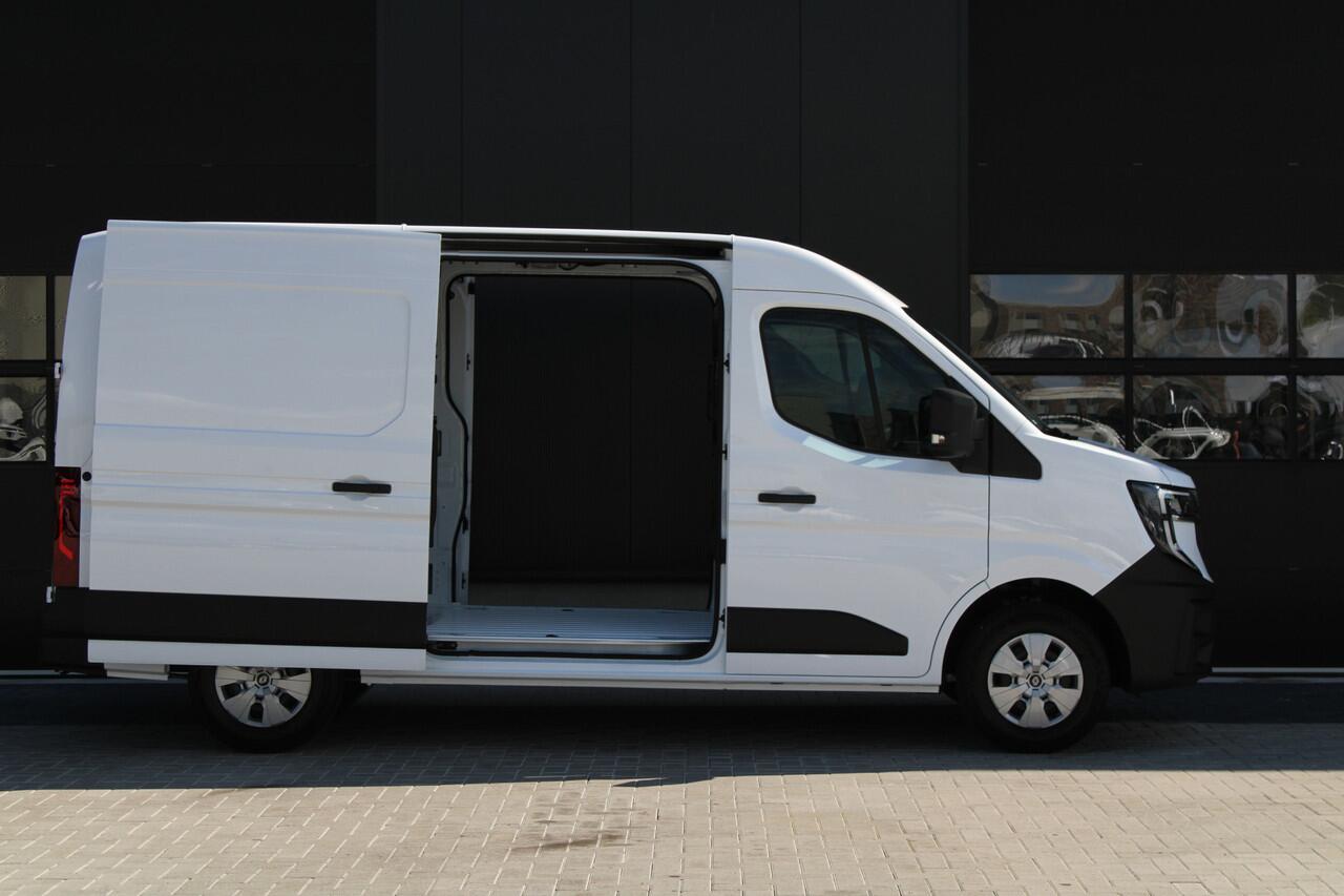 Renault MASTER T35 2.0 dCi 170pk L2H2 Extra - 2x Schuifdeur - Navigatie - Blind Spot - Camera - Stoelverwarming - Verwarmde voorruit - Rijklaar