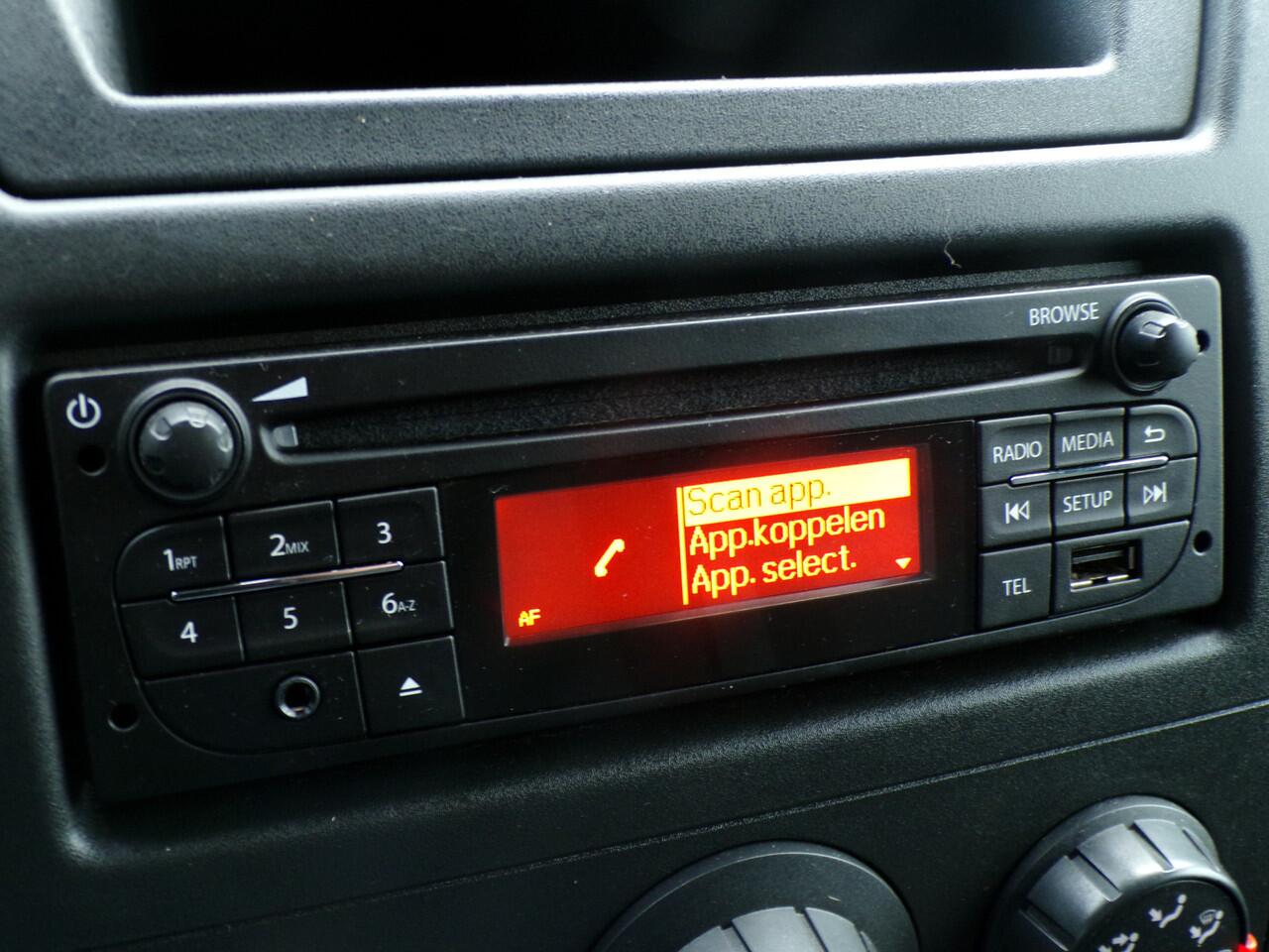 Renault MASTER T35 2.3 dCi L2H2 Energy, Trekhaak / Imperiaal + Betonplex Vloer / Sensoren + Camera / Airco / Bluetooth