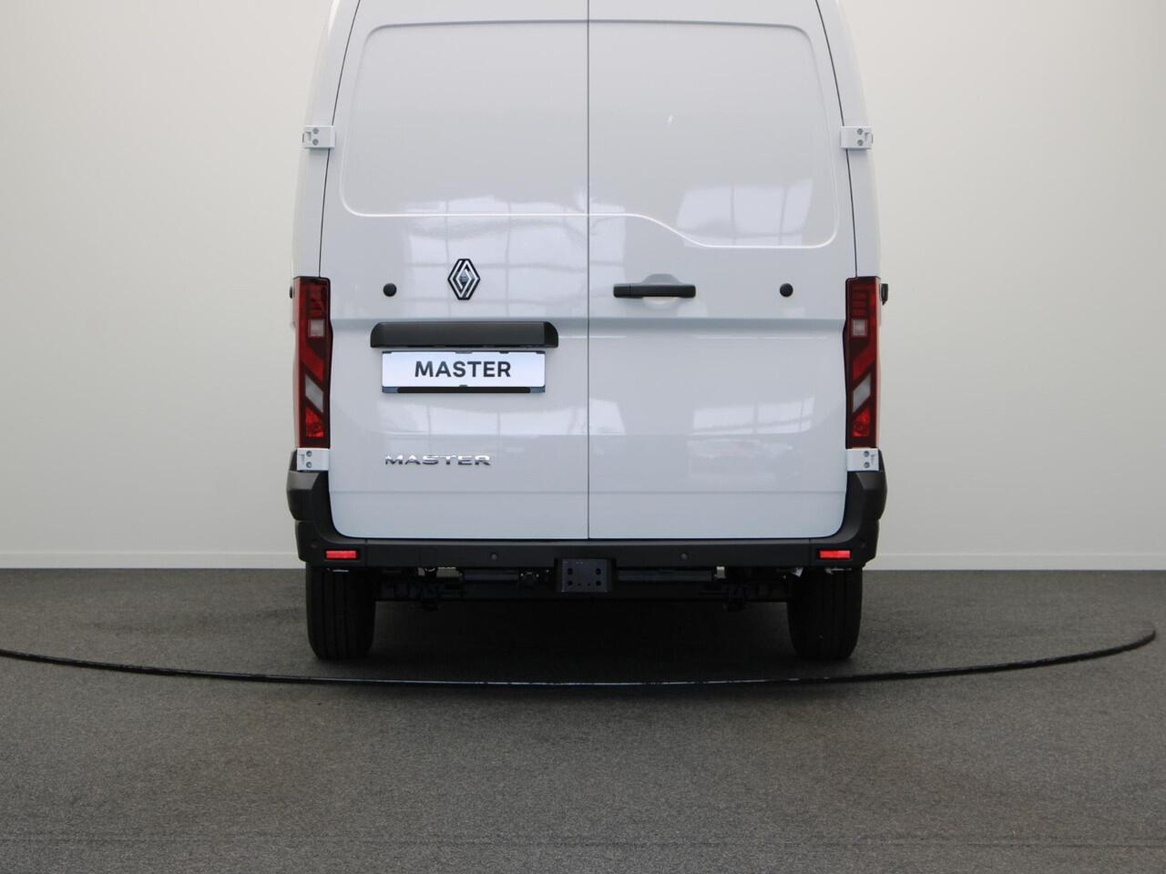 Renault MASTER T35 2.0 dCi 130 L2H2 Advance