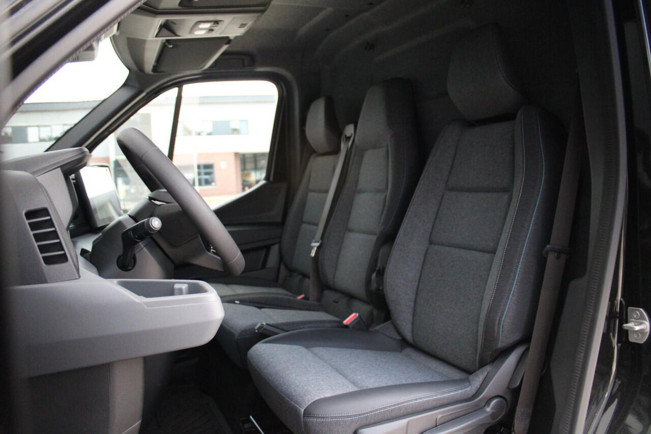 Renault MASTER T35 2.0 dCi 170pk L2H2 Extra - Navigatie - Camera - 270 gr deuren - Parkeersensoren - Draadloos laden - Rijklaar