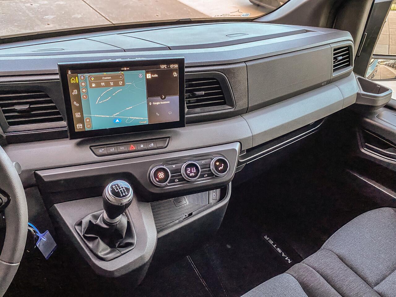 Renault MASTER T35 2.0 dCi 170PK L2H2 Extra | BPM VRIJ! | R-LINK | STOELVERWARMING | CAMERA | BETIMMERING |