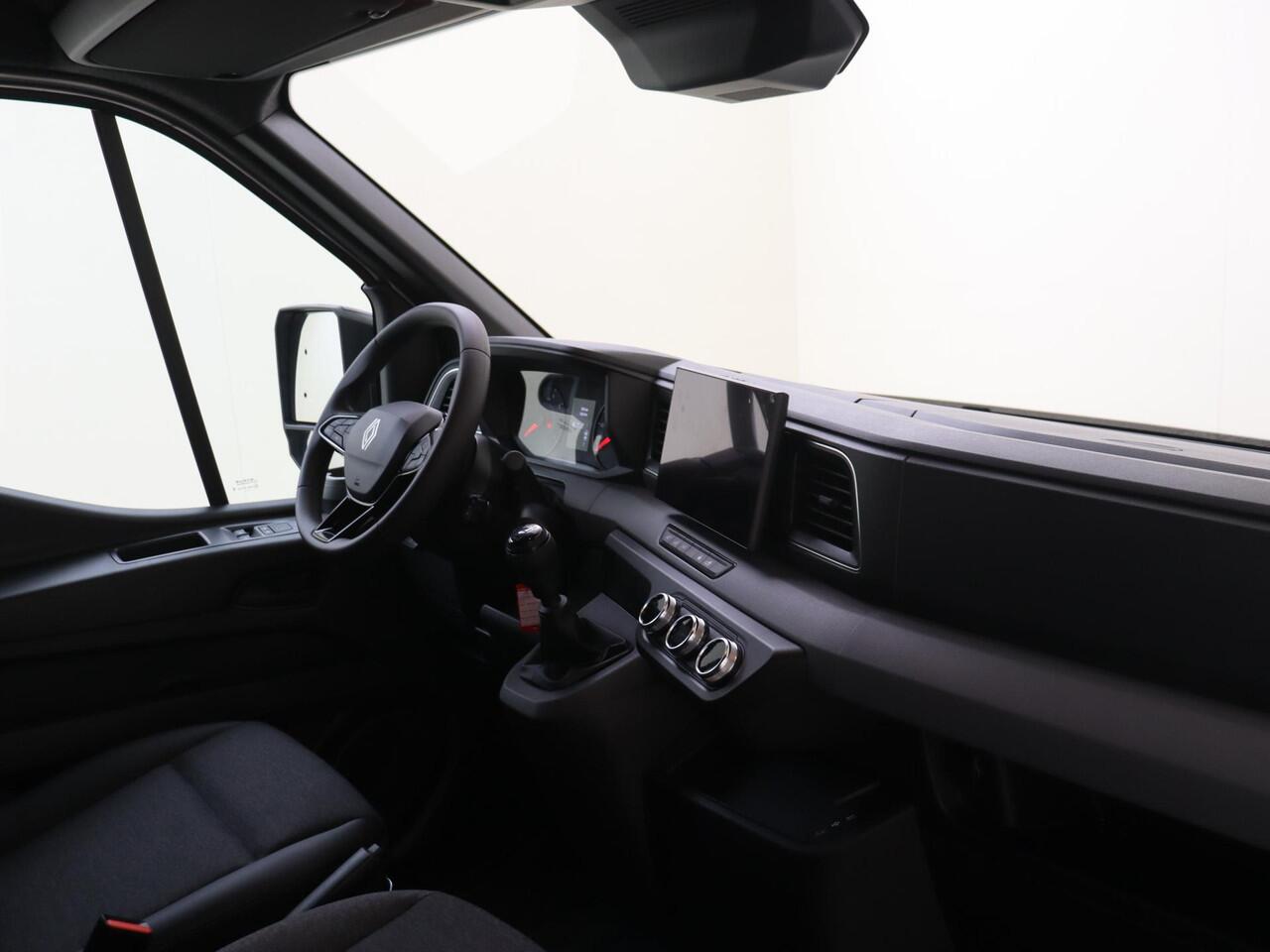 Renault MASTER T35 2.0 dCi 130 L2H2 Advance | Navigatie | Parkeersensoren & Camera | Zijschuifdeur link | Betimmering | Trekhaak |