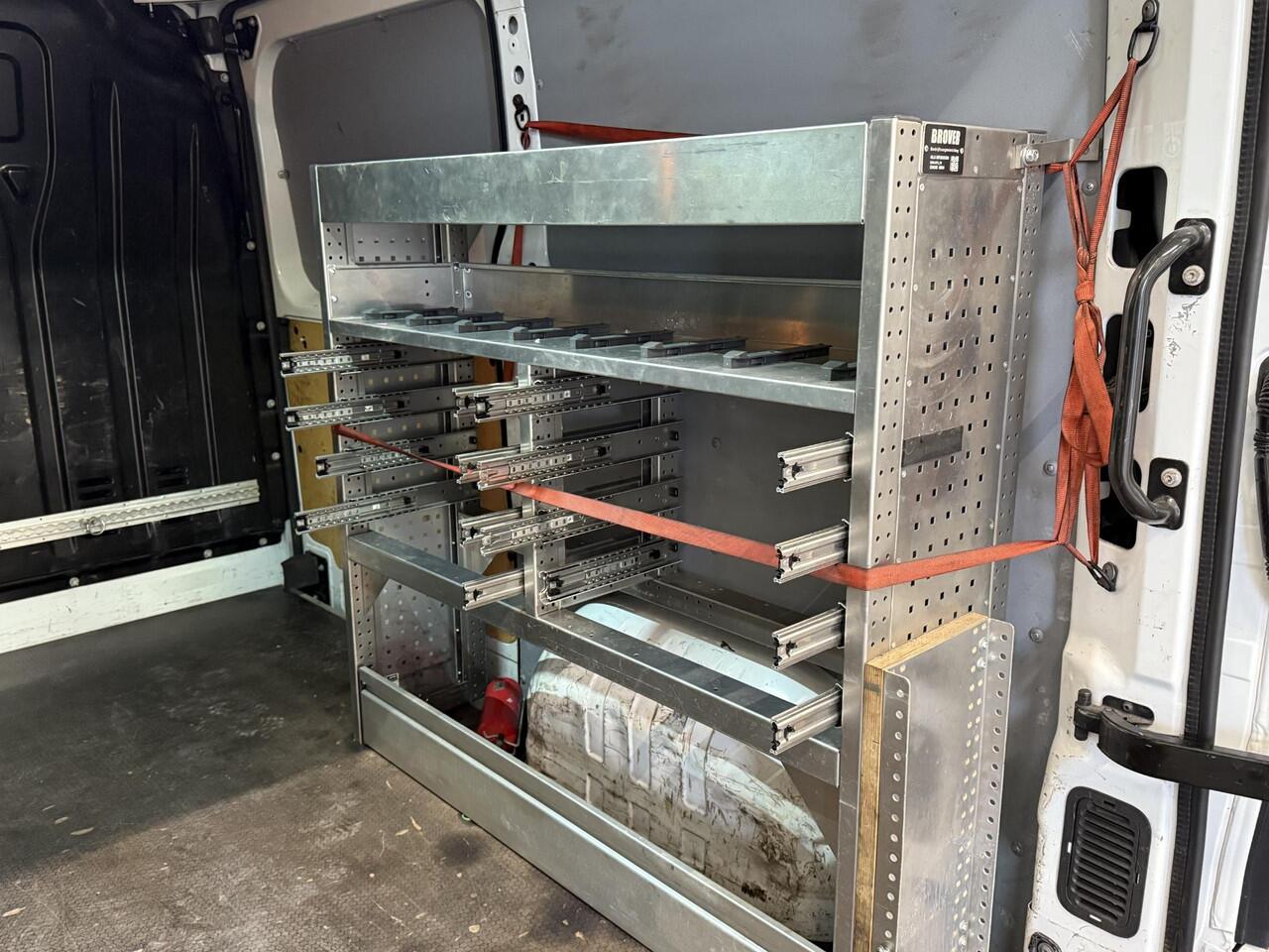 Renault MASTER 135pk L1H1 Navigatie Cruise control Trekhaak parkeersensoren Euro6