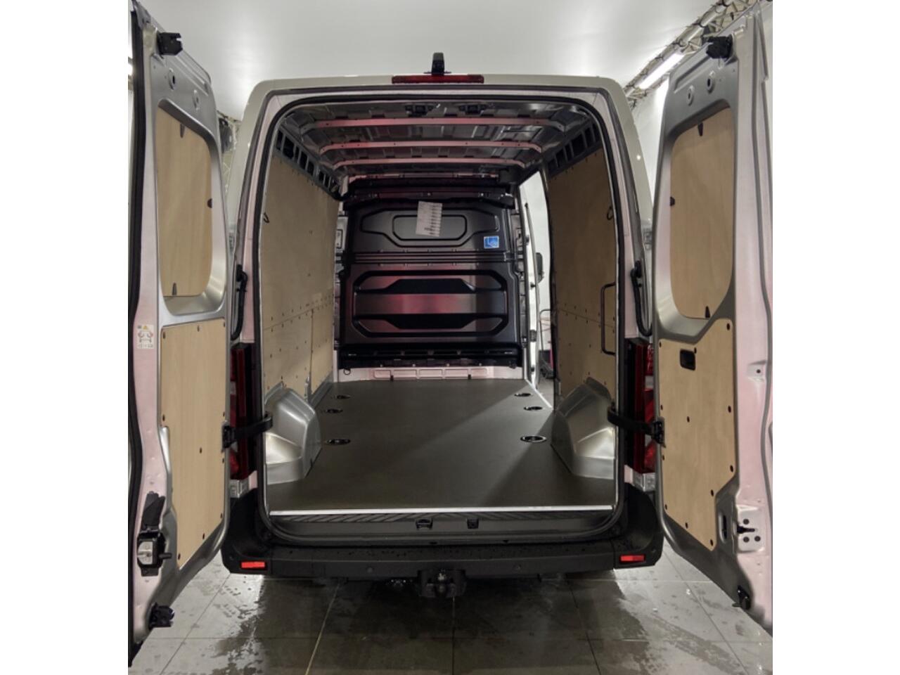 Renault MASTER T35 2.0 dCi 170 L3H2 Extra Laadruimte pakket / Trekhaak / Navigatie / All season