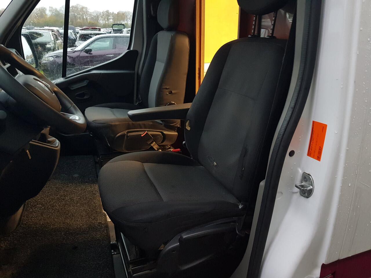 Renault MASTER T35 2.3 dCi 150 L3H3 Energy Comfort