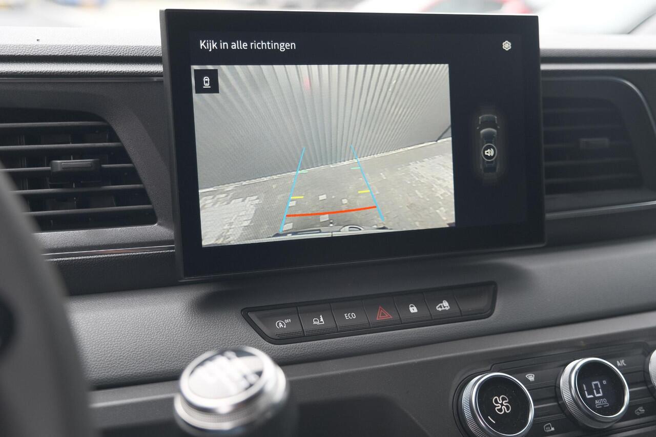 Renault MASTER T35 2.0 dCi 170 L3H2 Extra | Trekhaak | Camera | Vloerplaat | Apple Carplay