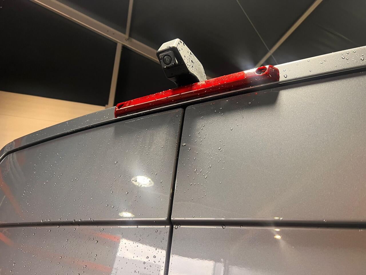 Renault MASTER T35 2.0 dCi 170 L2H2 Extra VVB EDITION Dubbele schuifdeur ASHPALT GREY VVB338 BPM vrij! Benut nu nog uw voordeel!