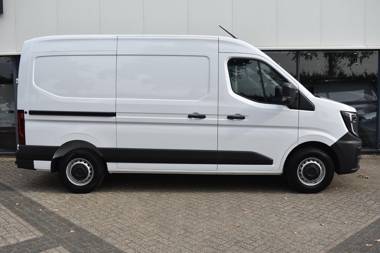 Renault MASTER T35 2.0 dCi 130pk L2H2 Advance | NIEUW | dubbele schuifdeur | Trekhaak | Allseason-banden | achteruitrijcamera | Navigatie