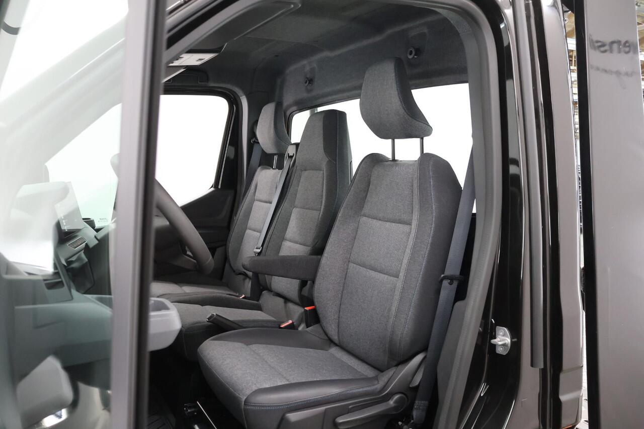 Renault MASTER T35 2.0 dCi | 170 PK | L3 H1 | OPRIJWAGEN | NIEUW MODEL | AUTOTRANSPORTER | LIER | TREKHAAK | CARPLAY | ANDROID AUTO | AIRCO | CRUISE | LICHT-/REGENSENSOR | LED | 3-ZITS | OPRIJPLATEN | 1200KG LAADVERMOGEN