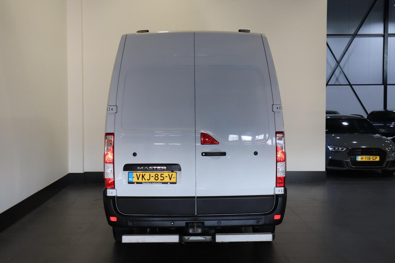 Renault MASTER 2.3 dCi 135PK L2H2 EURO 6 - Airco - Cruise - Camera - ¤ 15.900,- Excl.