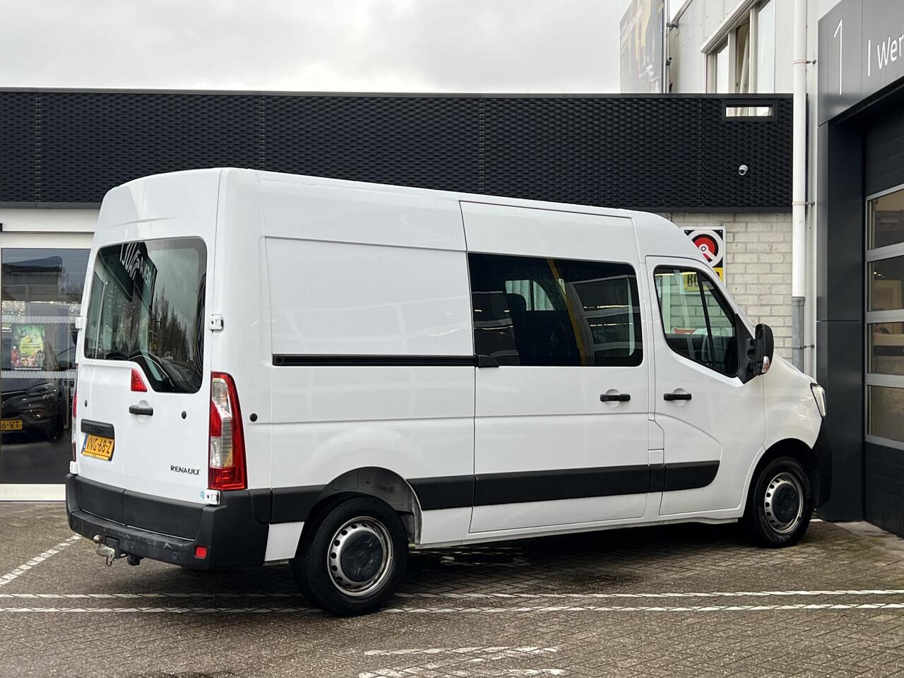 Renault MASTER T33 2.3 dCi 135 L2H2 Comfort | Trekhaak | Navigatie | DAB | Parkeersensoren |