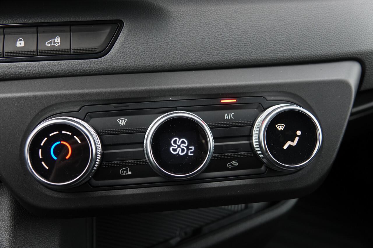 Renault MASTER T35 | L2H2 | 2.0Dci 150Pk | Stoel-Bank | Achteruitrijcamera | LED | Urban Grey