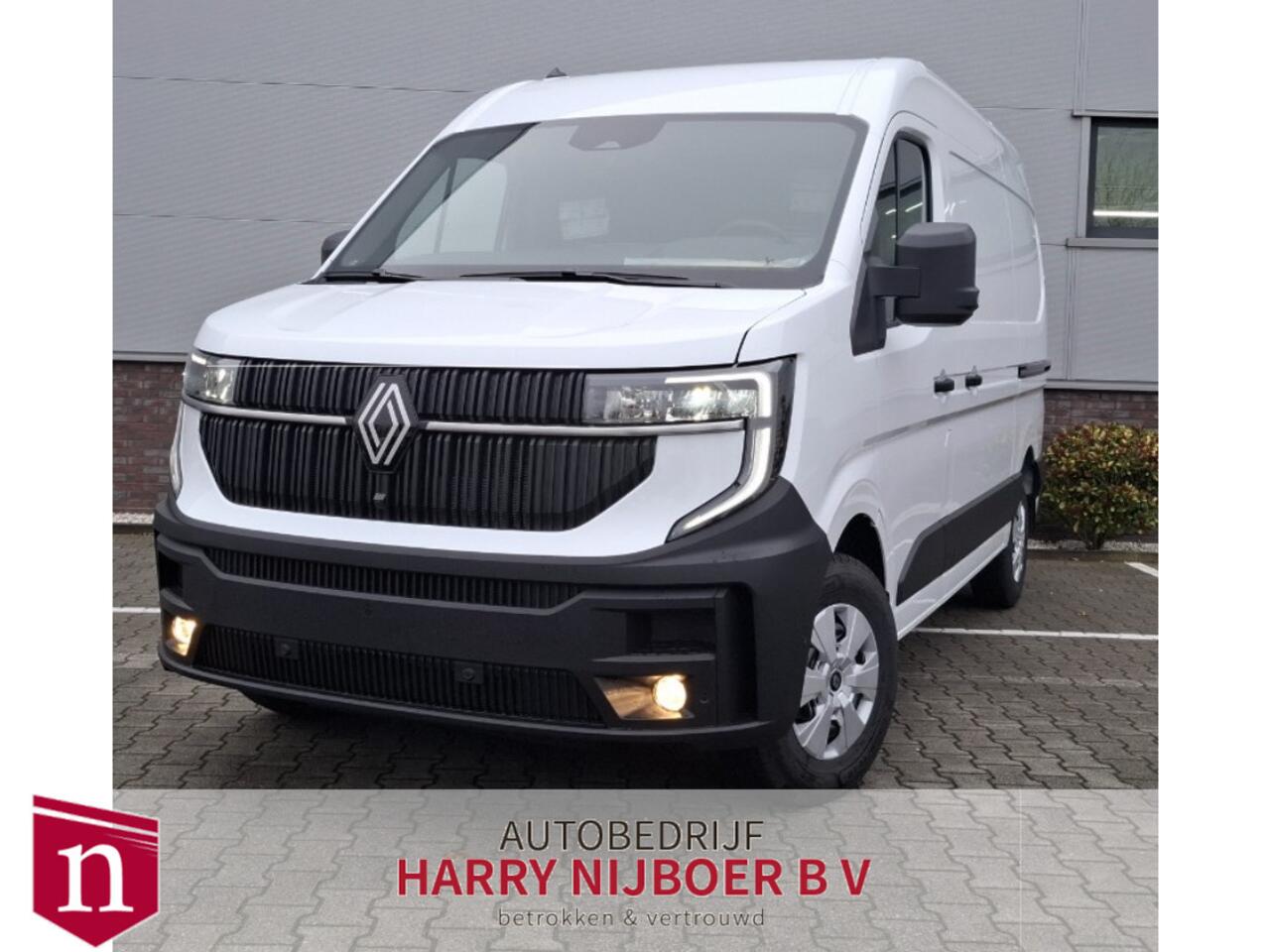 Renault MASTER T35 2.0 dCi 170 L2H2 Extra Laadruimte betimmering / 2 keer schuifdeur / Trekhaak / All season