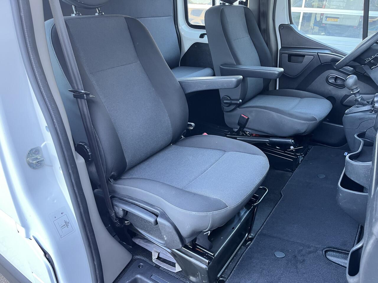 Renault MASTER T35 2.3 dCi L3 DC Airco Cruise controle Trekhaak 2500kg trekgewicht Pick-up Openlaadbak Telefoonvoorbereiding 6-Persoons pick-up p-up Euro 6 Bpm vrij!