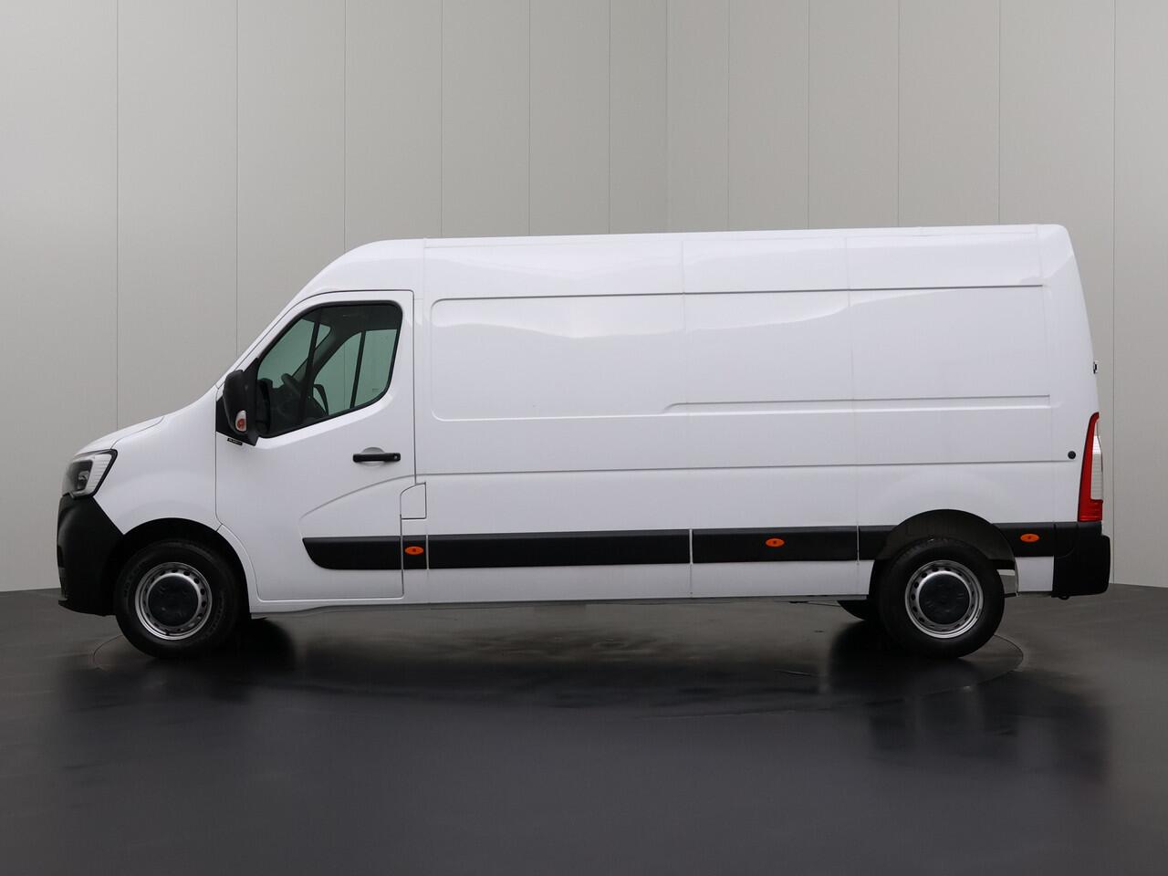 Renault MASTER 2.3DCI 135PK L3H2 Maxi | Airco | Cruise | 3-Persoons | Betimmering