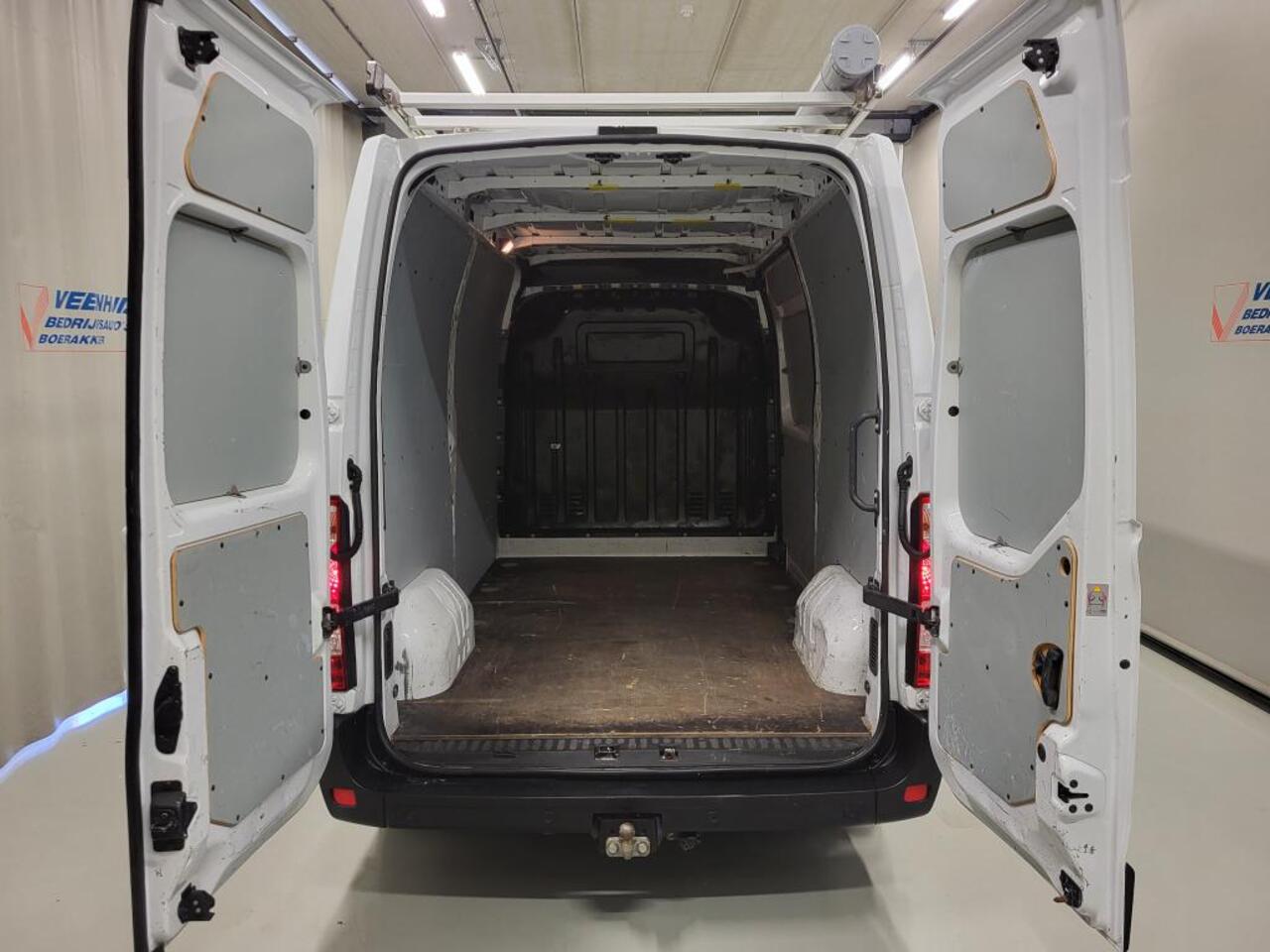 Renault MASTER 2.3dCi 136pk L2/H2 Imperiaal Trekhaak Euro 6!