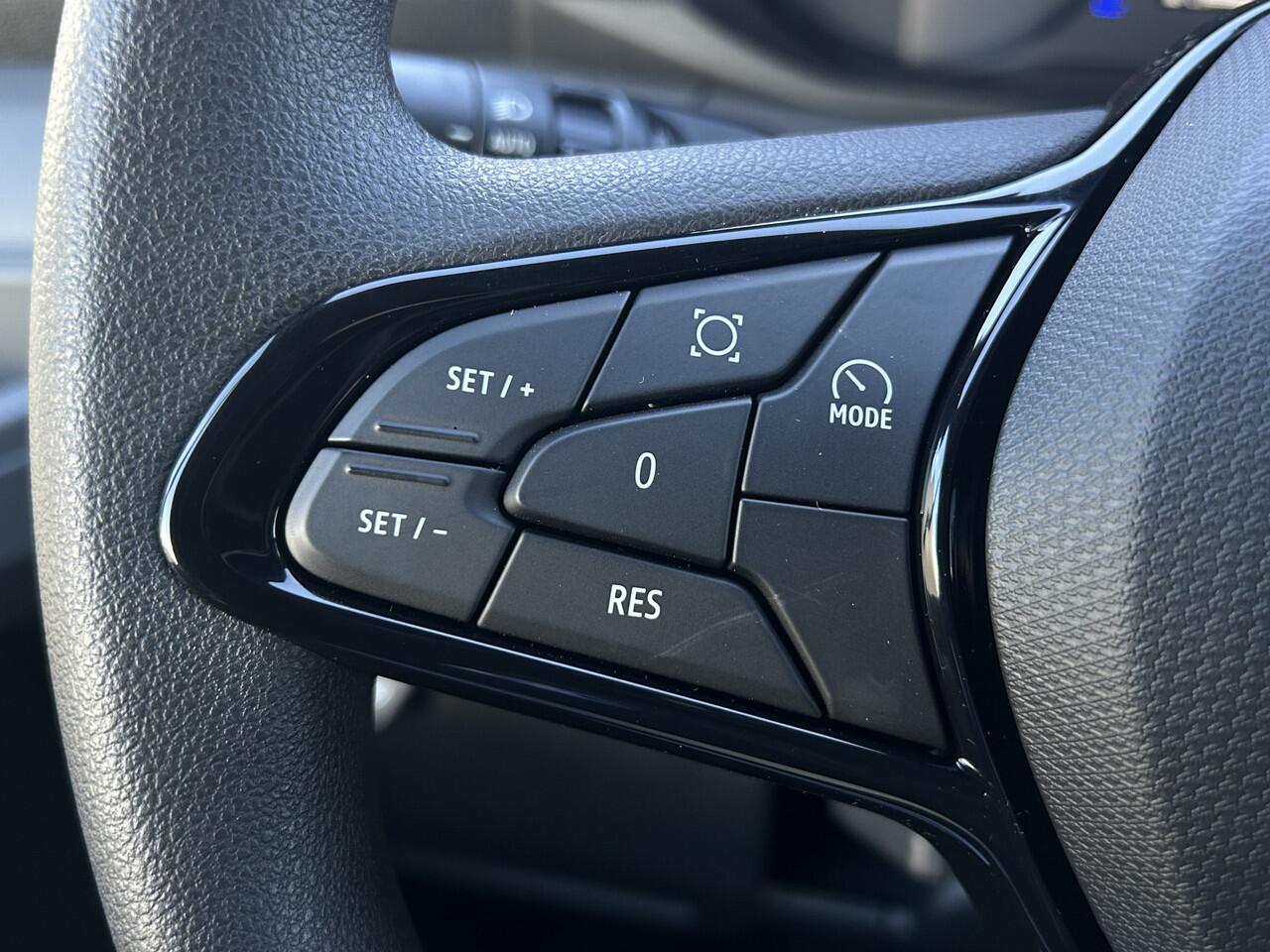 Renault MASTER 2.0 DCi 130 PK / L2H2 / NIEUW !! BPM VRIJ/ AIRCO / REAR VIEUW / CRUISE / NAVI / APPLE CARPLAY / 3-ZITS / PDC