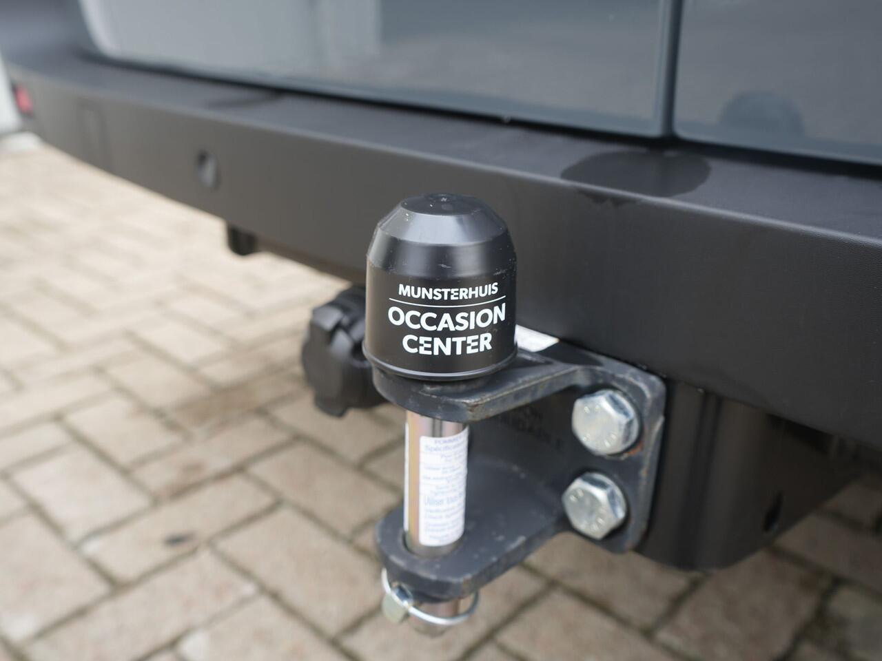 Renault MASTER T35 2.0 dCi 170 L2H2 Extra - Occasion Lease vanaf ¤654 p/m - VOORRAADVOORDEEL - 170 PK! - Trekhaak - Laadruimtebetimmering - All Seasonbanden - Achteruitrijcamera - Stoelverwarming - Cruise Control - Trekhaak