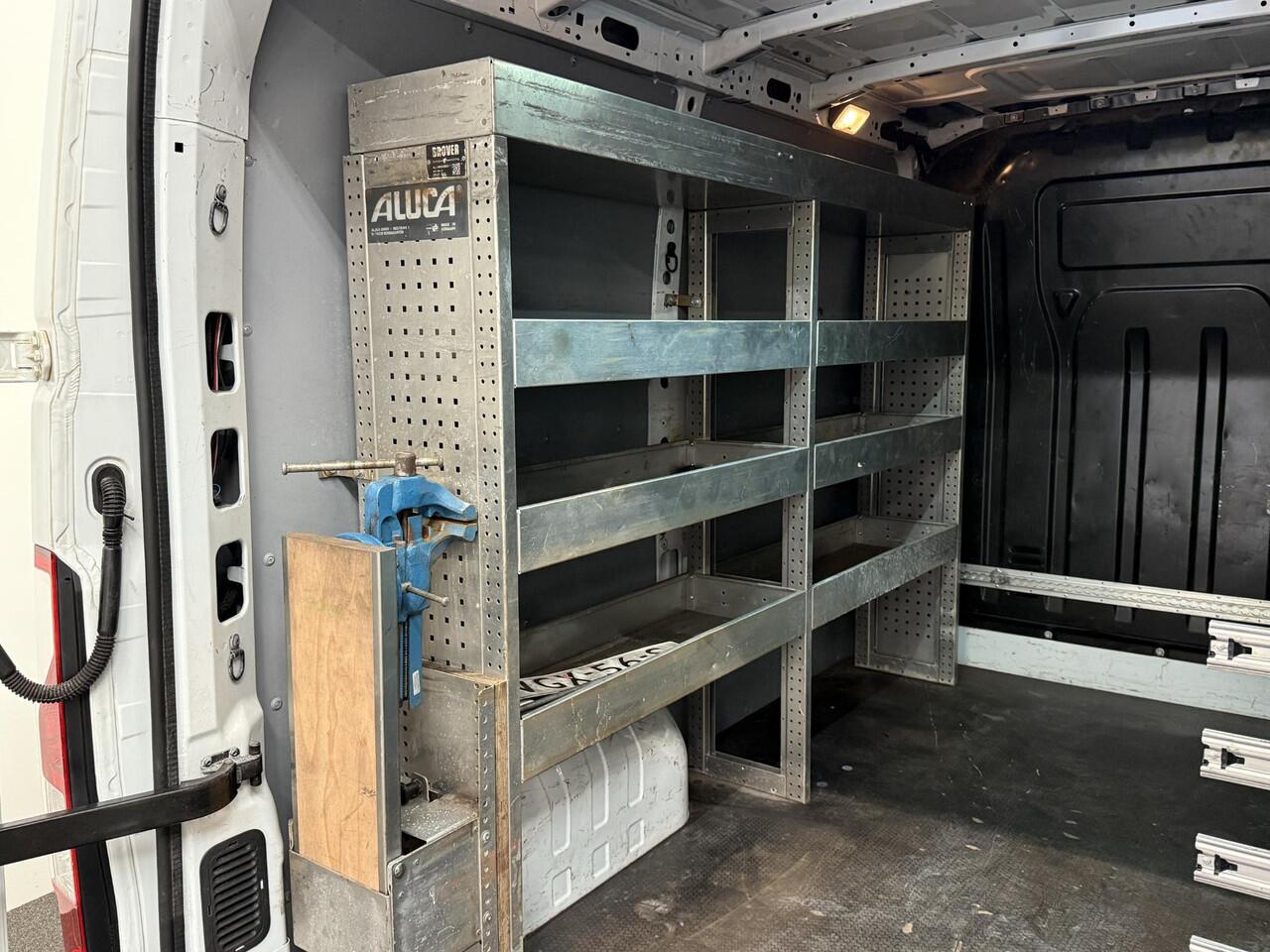 Renault MASTER 135pk L1H1 Navigatie Cruise control Trekhaak parkeersensoren Euro6