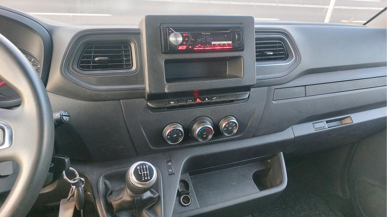 Renault MASTER T35 2.3 dCi 135 L3H2 Work Edition AIRCO BJ 2021