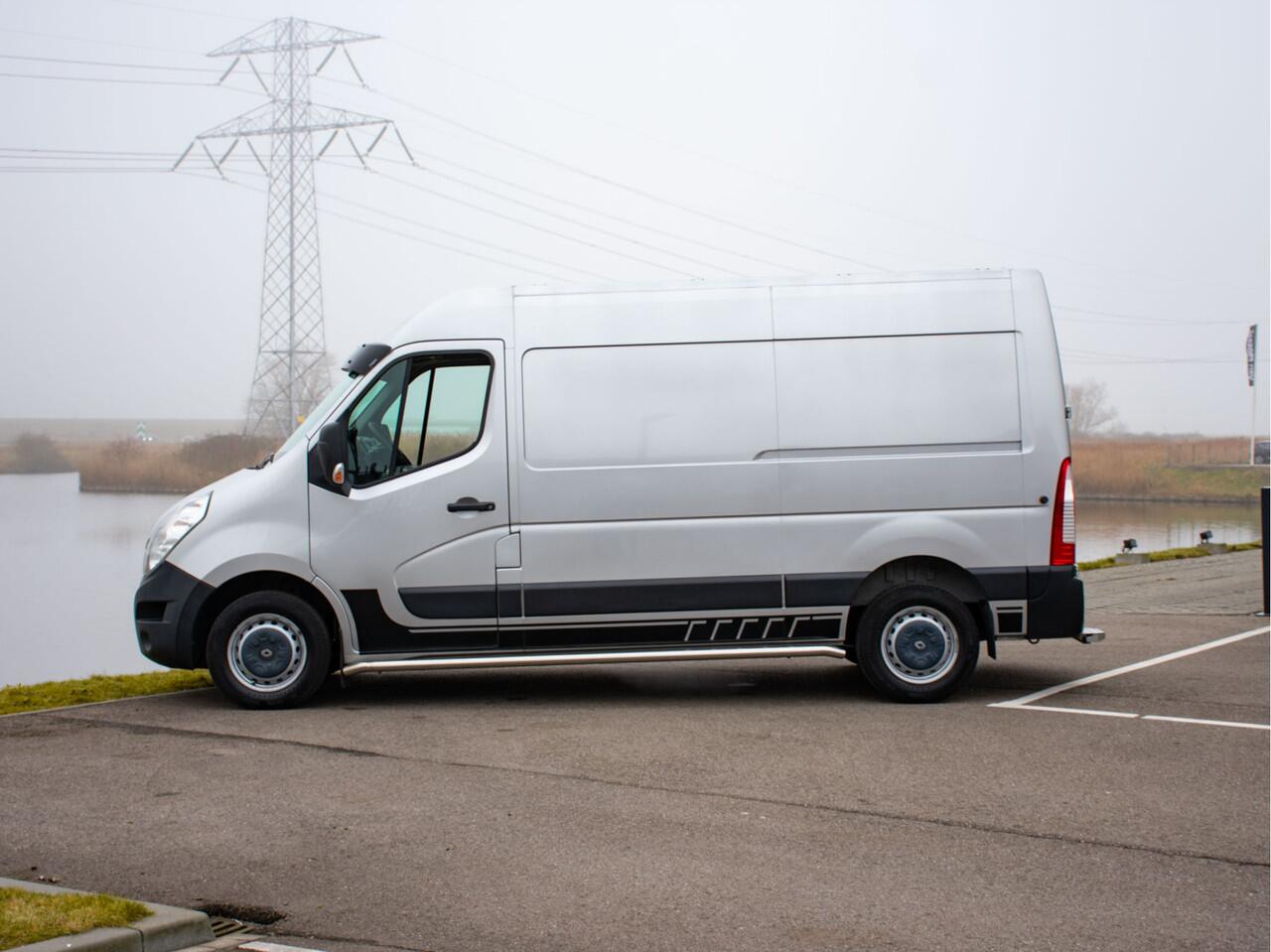 Renault MASTER 170pk 2.3 dCi L2H2 Trekhaak | Achteruitrijcamera | Airco